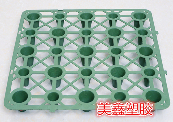 四川蓄排水板廠家405*405*50